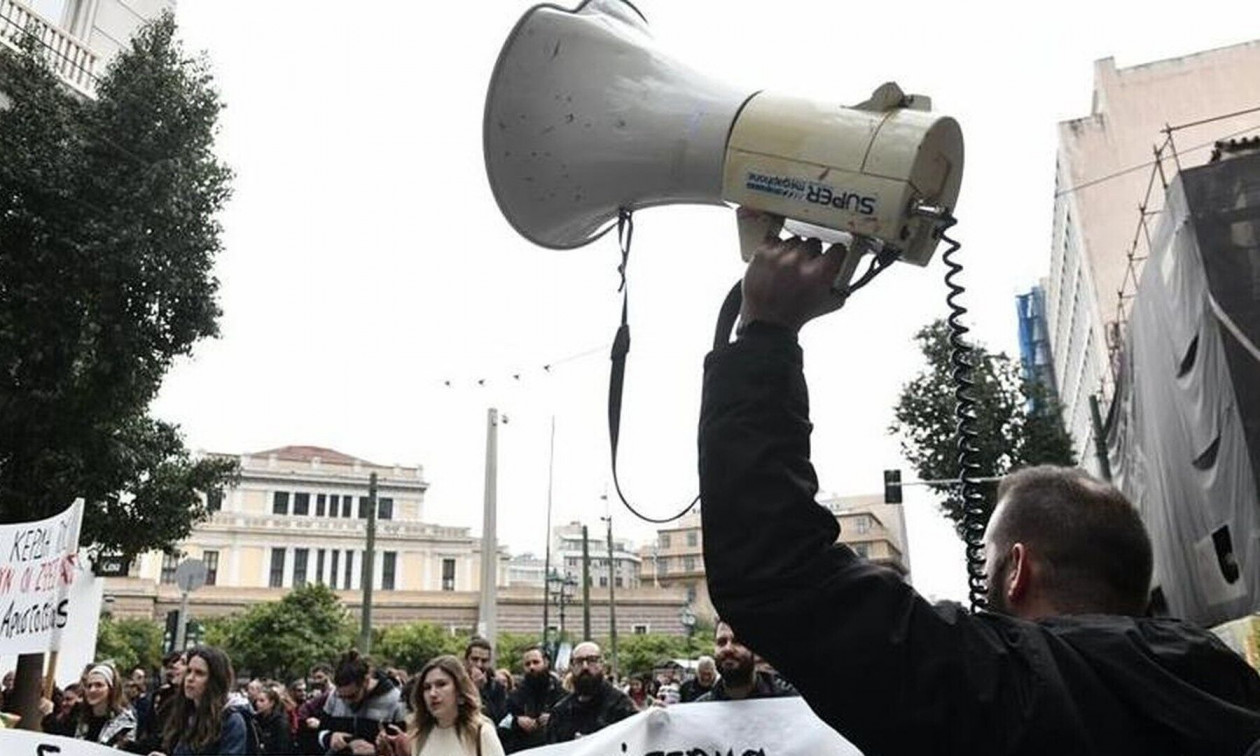 Όλοι κι όλες στην Απεργία 14 Οκτώβρη!